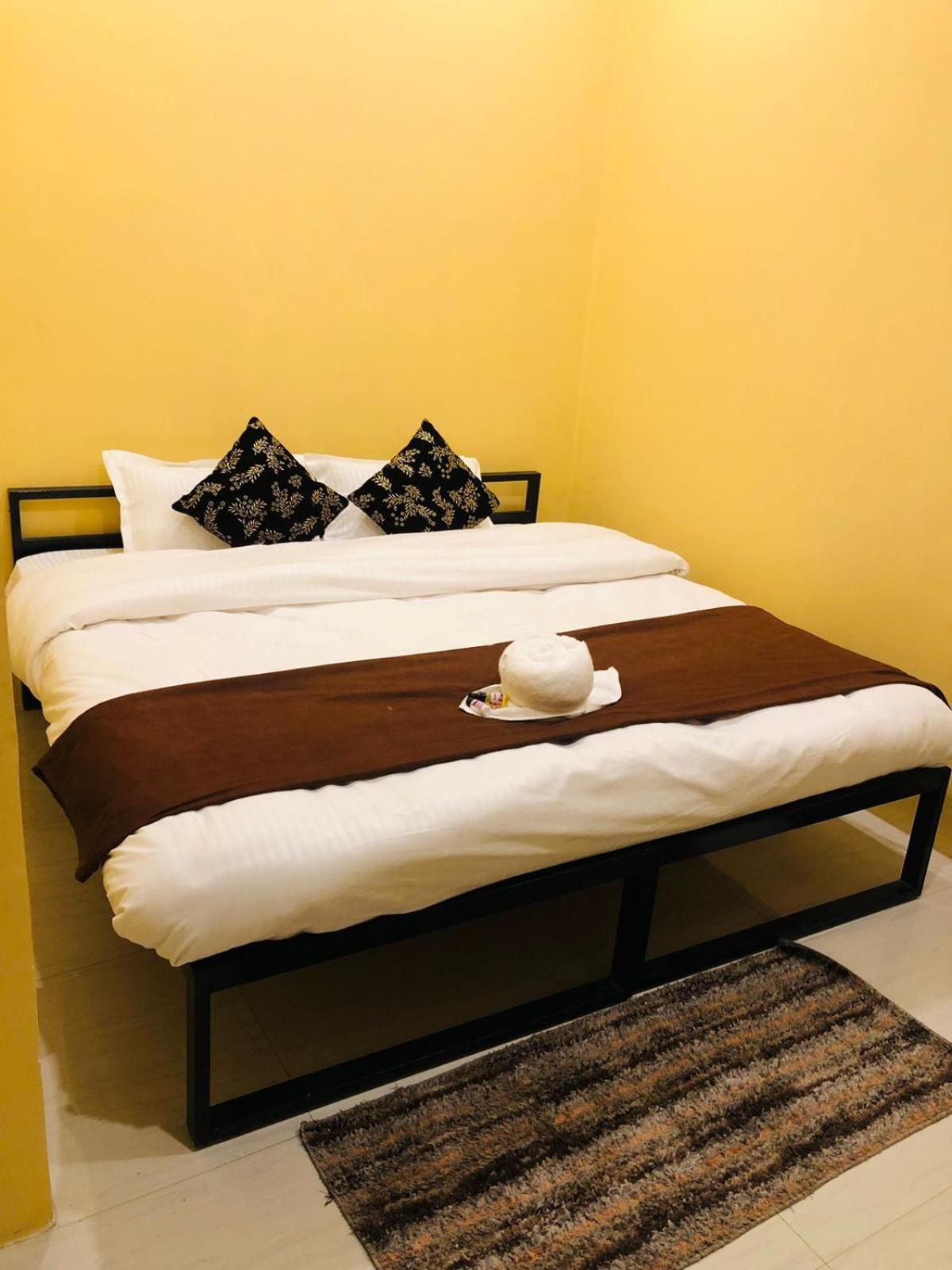 The Madaar House Hotell Varanasi Exteriör bild